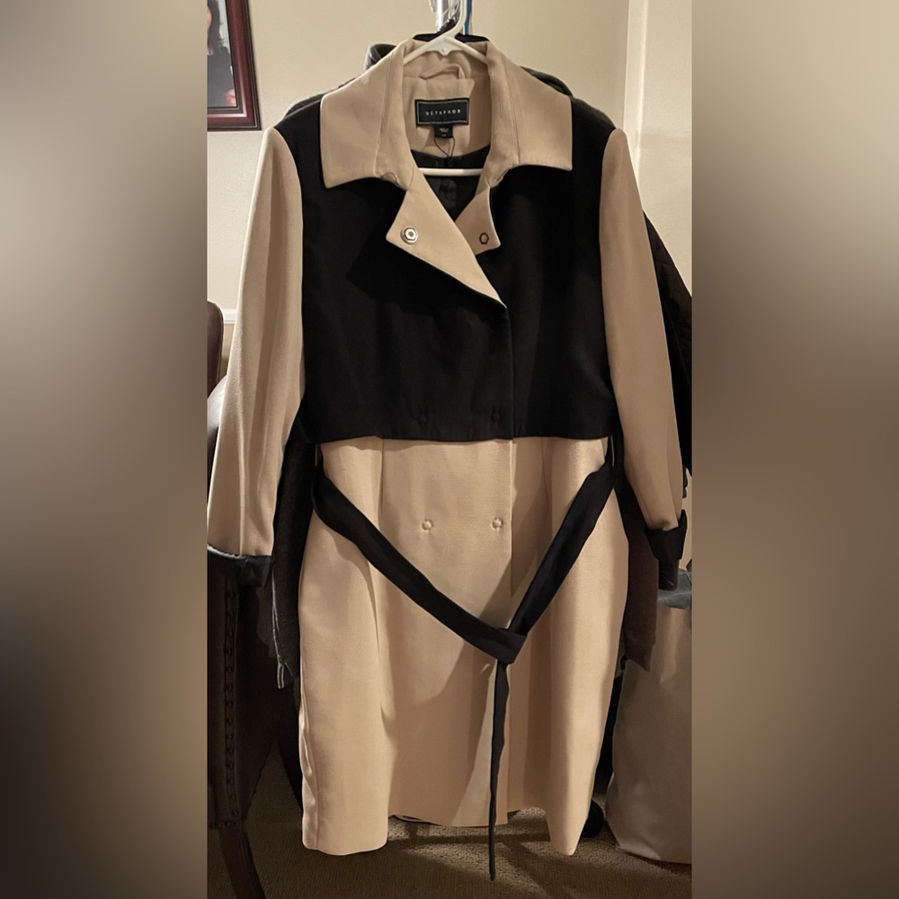 Metaphor Women coat